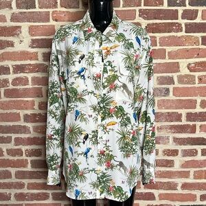 Like New Equipment Silk Button Up Shirt Size Medium